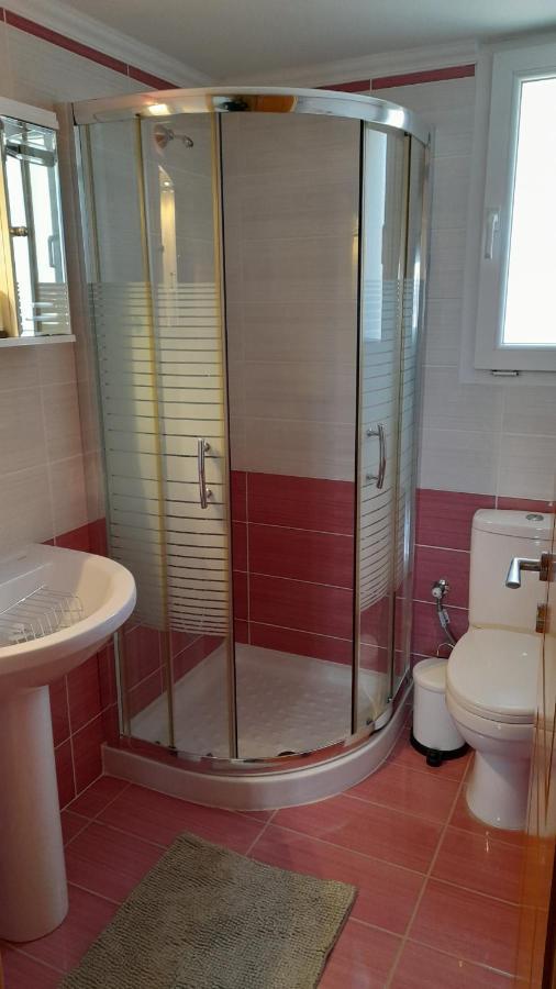 Captains View Apartments Plati  Extérieur photo